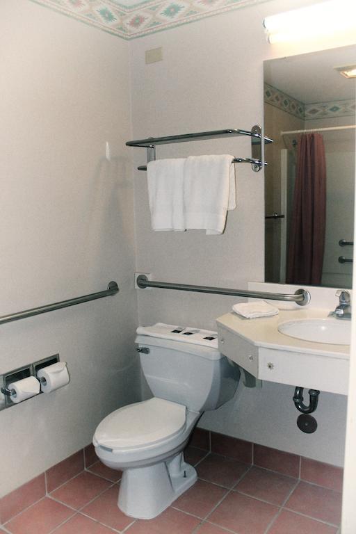 Knights Inn Amarillo Room photo
